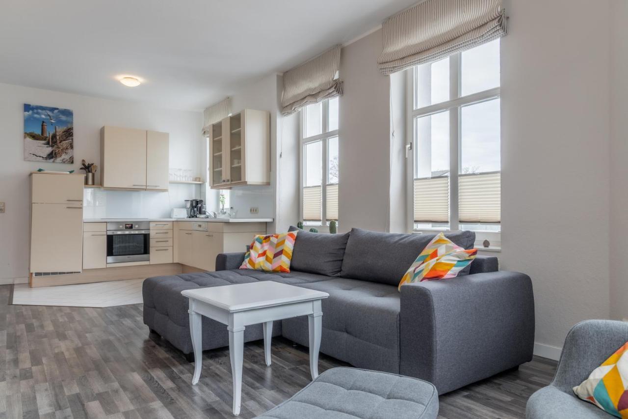 Strandnahe 2-Raum-Ferienwohnung Im Zentrum - Residenz Strandeck Fewo 02 Goehren  Exteriör bild